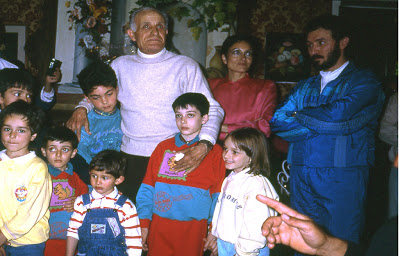Nonno Eugenio e papà con bambini