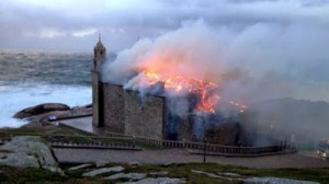 Chiesa della galizia colpita dal fulmine Madonnina della Barca