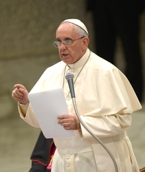 Papa: sta finendo tempo per affrontare cambio clima