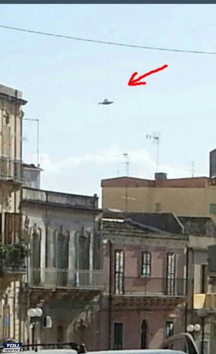 Ufo a Noto? In alcune immagini il momento del presunto avvistamento – Foto-
